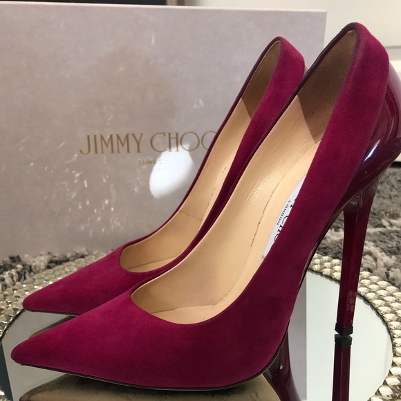 Jimmy Choo Kayomi Suede Pumps - Picture 3 of 8